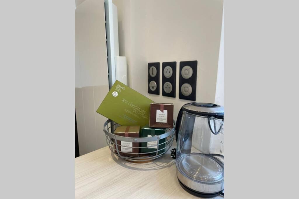 Appartement De Adrien Garage Prive Charleville-Mézières Εξωτερικό φωτογραφία
