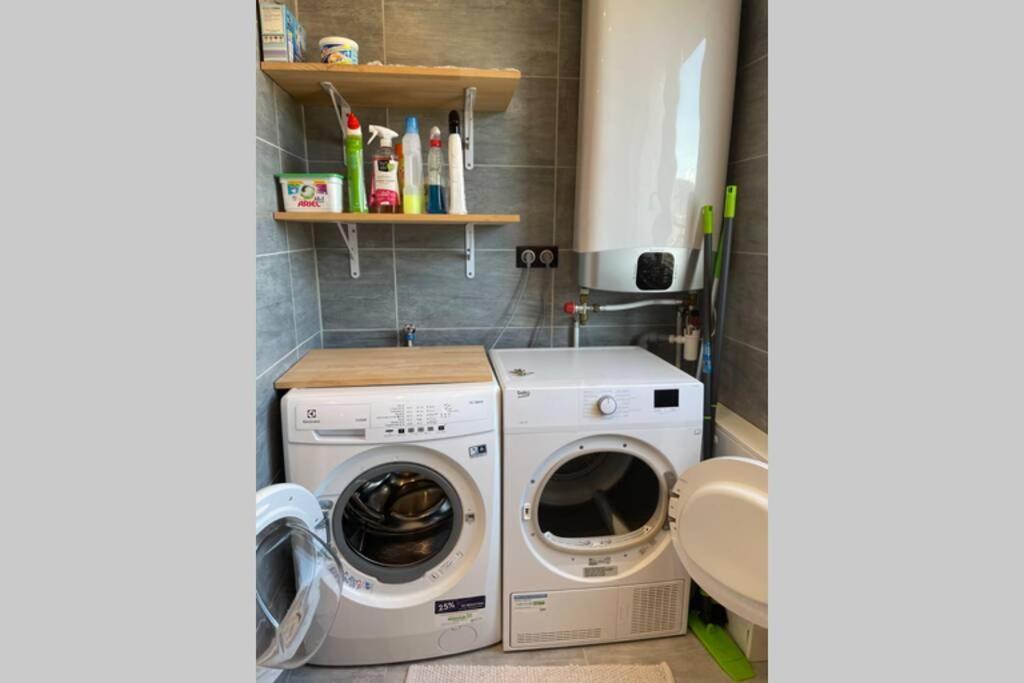 Appartement De Adrien Garage Prive Charleville-Mézières Εξωτερικό φωτογραφία